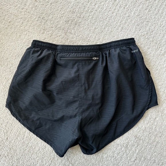 Nike Shorts - Picture 3 of 3